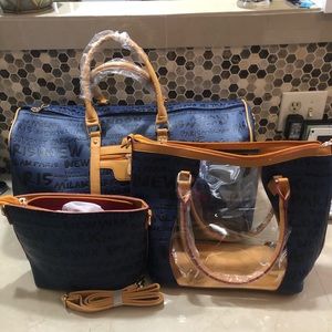 NWT New York Paris Milan traveling set